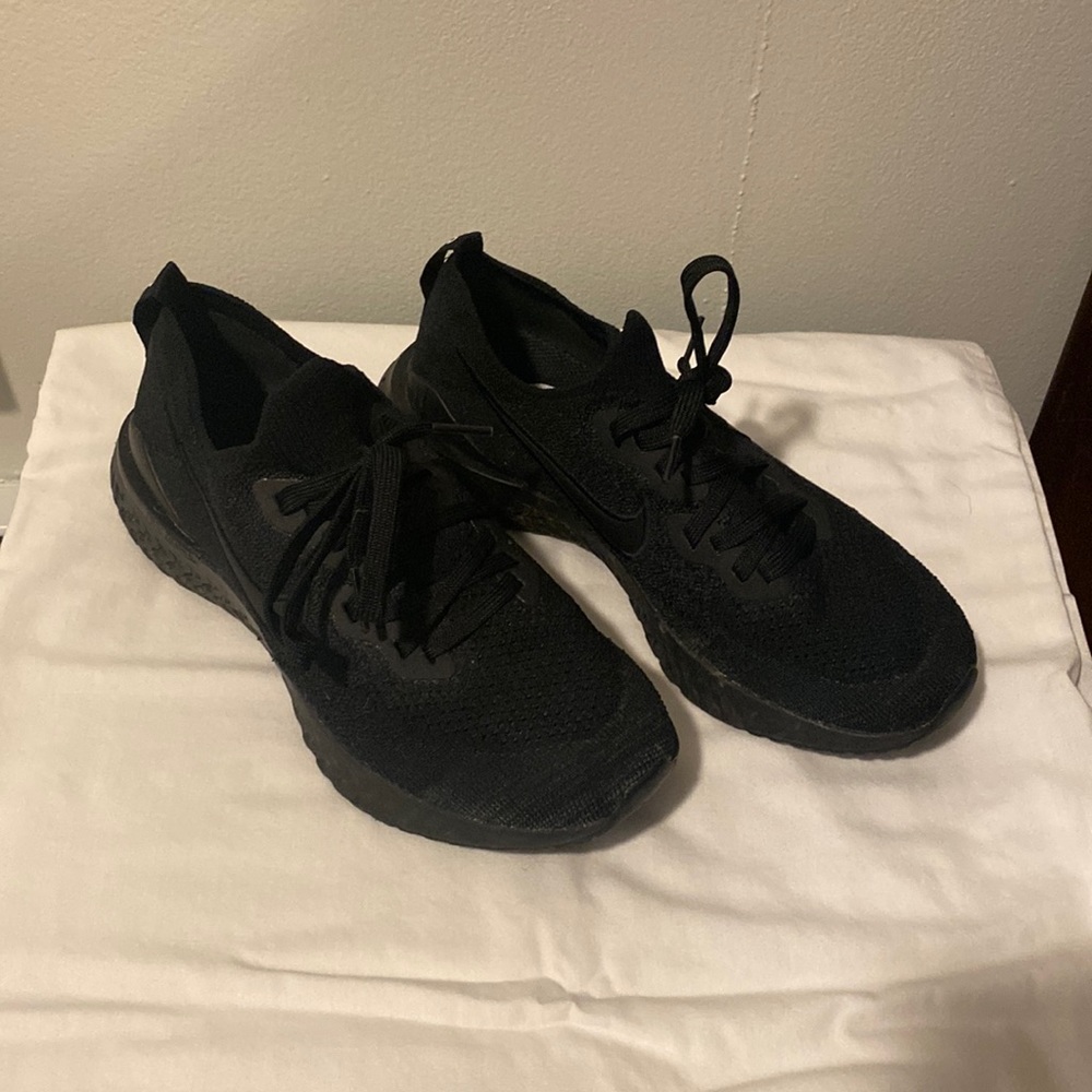 Nike Epic React Flyknit Running Shoe